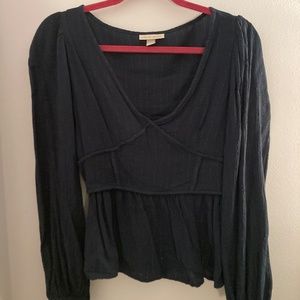 Knox Rose Deep V Blouse